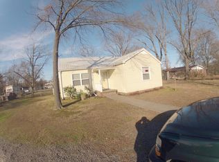 204 W Circle Dr, Russellville, AR 72801