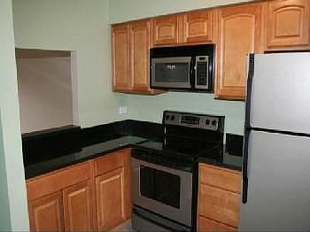 2nd image of 210 Washington Sq APT B