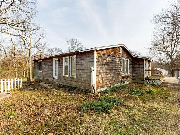 2nd image of 19845 S Lake Dr