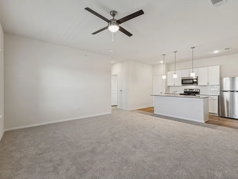 Stone Creek Flats - Brand New Apartments in Sherman, Texas — Photo 61