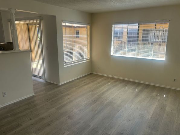 1135 W 105th St APT 4