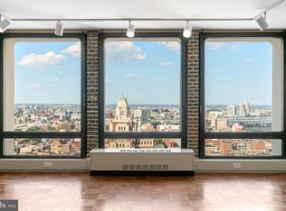 210 Locust St APT 29H, Philadelphia, PA 19106