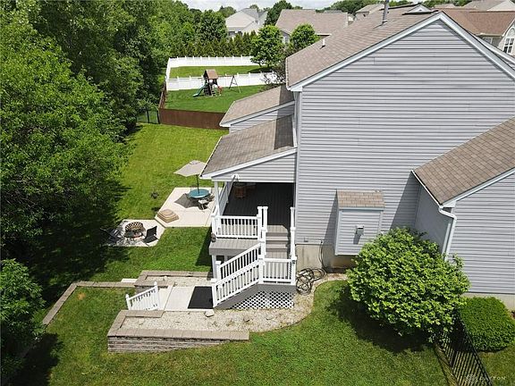 5th image of 1313 Shelley Ct
