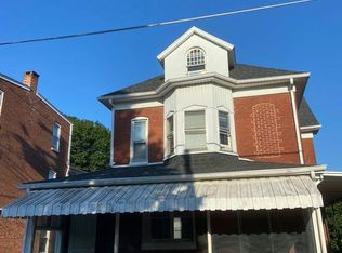 78 N Water St, Spring Grove, PA 17362