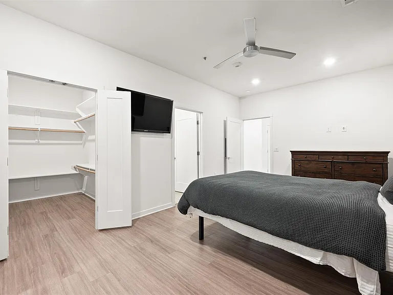 4361 S Congress Ave #111 — Photo 12