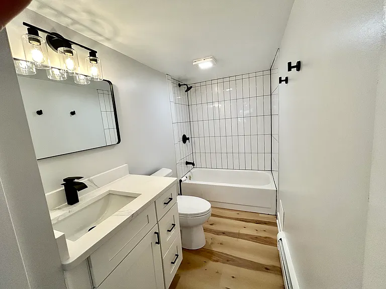 1108 Dunlop Ave #2 — Photo 3