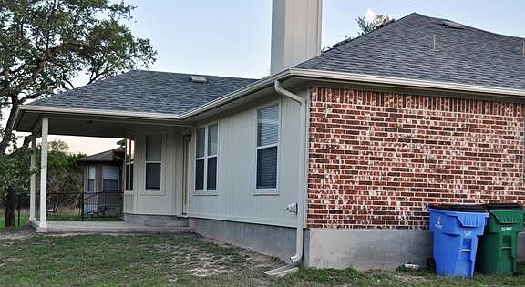 3rd image of 7202 Spanish Oak Dr