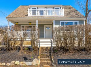 50 Pawsey St, Quincy, MA 02169