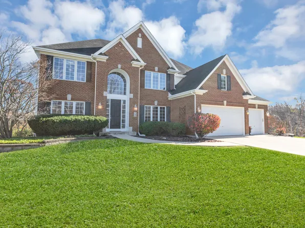 746 Fox Run Dr, Geneva, IL 60134