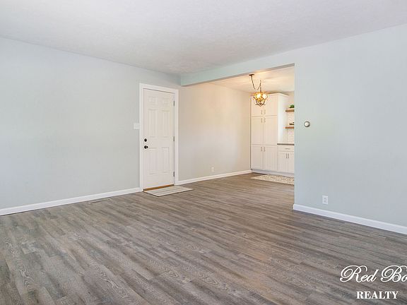 5th image of 4003 Brookton Dr