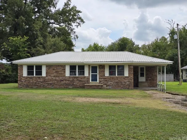 296 Old Military Rd E, Colt, AR 72326