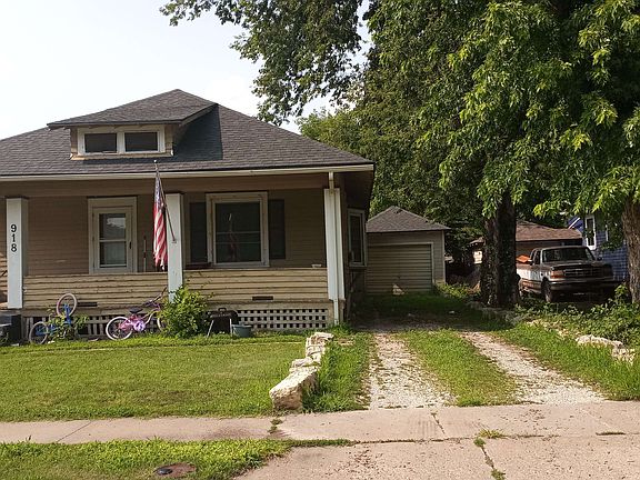2nd image of 918 NW 2nd St