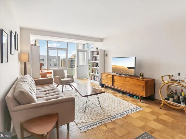 730 24th St NW APT 803, Washington, DC 20037