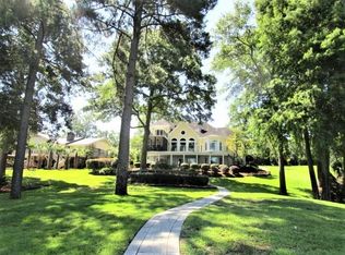 320 Broad River Dr, Santee, SC 29142