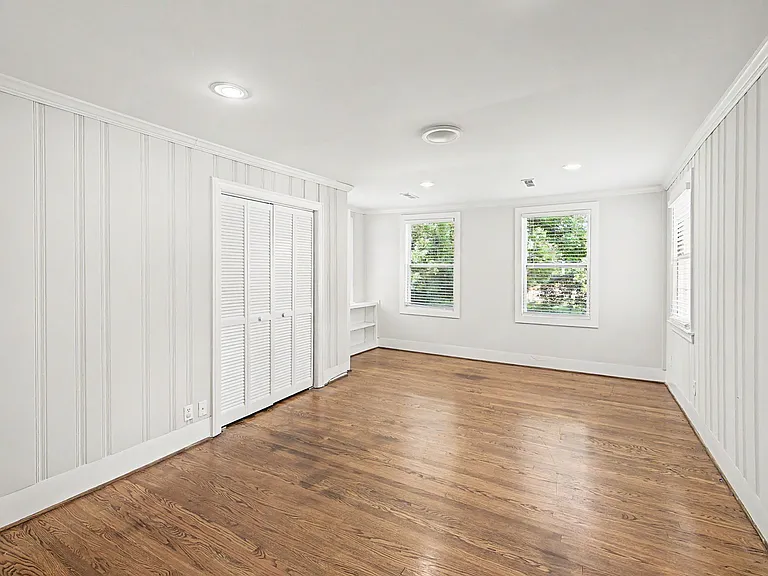 3501 Foxhall Rd — Photo 14