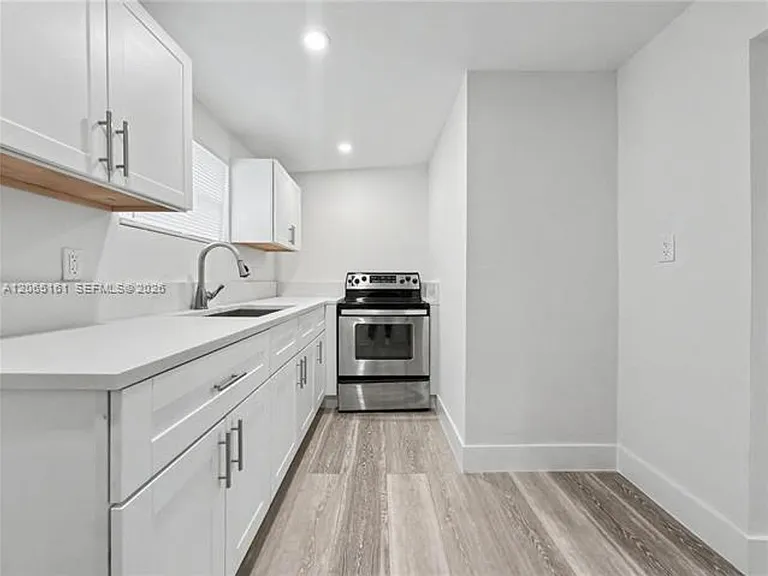 228 NW 39th St #228 — Photo 19
