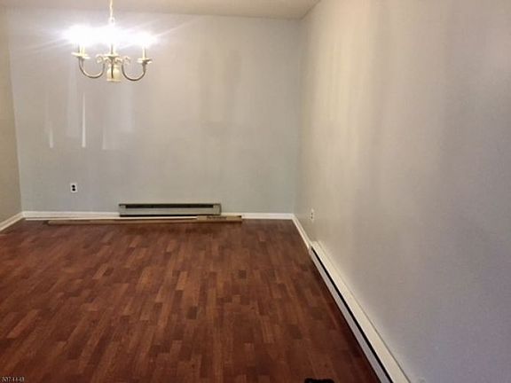 4th image of 720 Mill St Unit G2