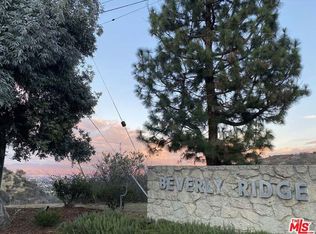 3512 Beverly Ridge Dr, Sherman Oaks, CA 91423