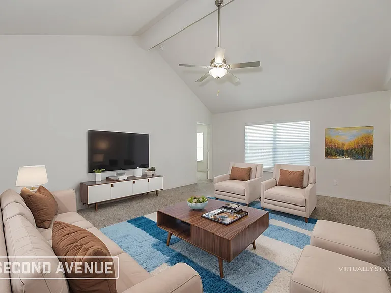 1421 Sunkiss Dr — Photo 5