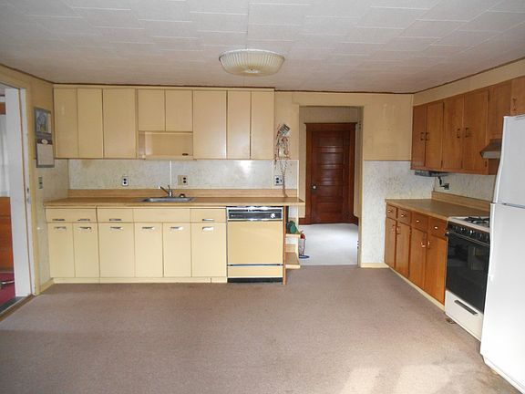 2nd image of 29 Howard St
