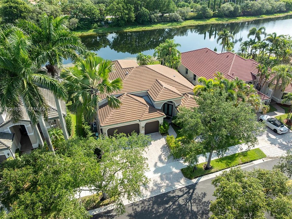 1st image of 1136 Ginger Cir