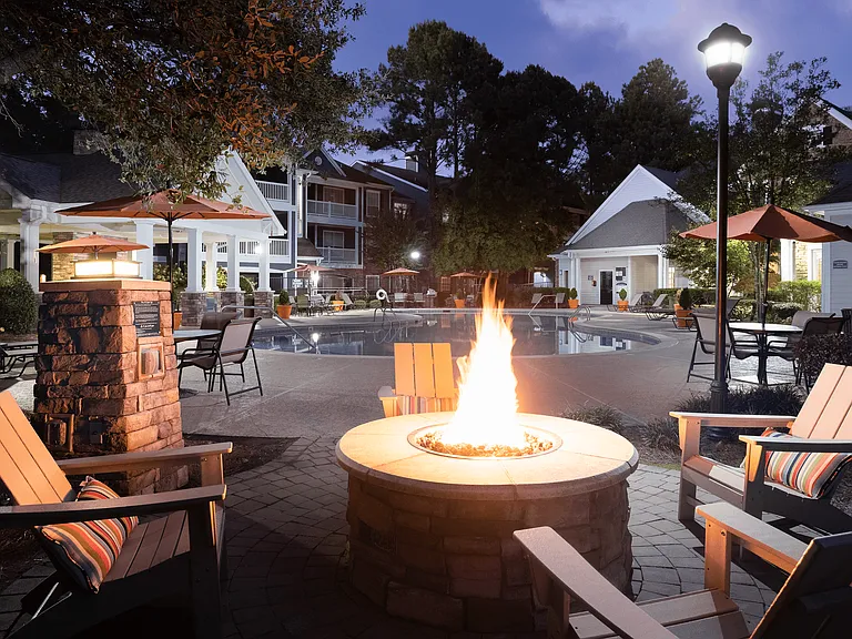 Firepit with Cozy Seating