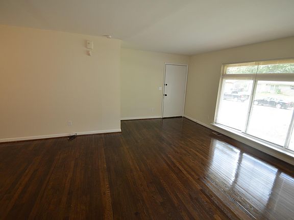 5th image of 11415 Fremantle Dr