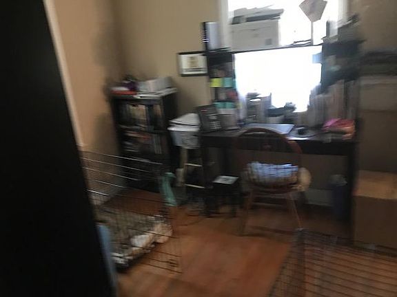 2nd image of 816 Mikel St