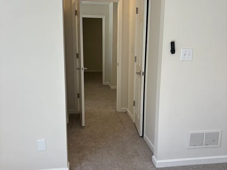 95 Prestwick Ln — Photo 23