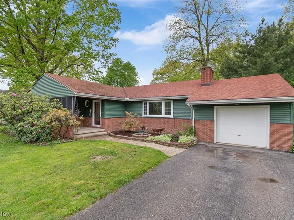 2622 Brunswick Rd, Youngstown, OH 44511