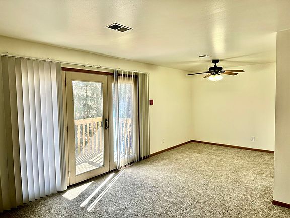 3rd image of 1628 Green Valley Dr #163803