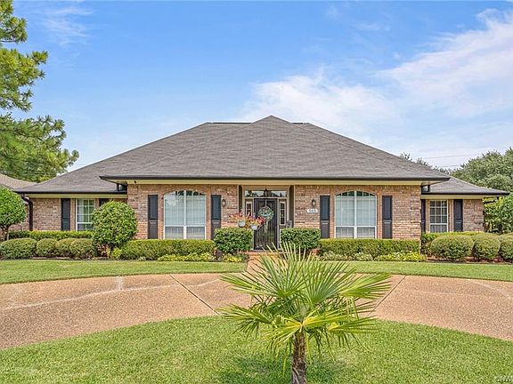 2nd image of 565 Northpark Dr