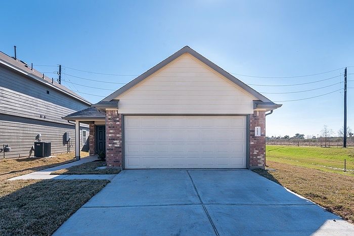 1st image of 24443 Borelli Dr