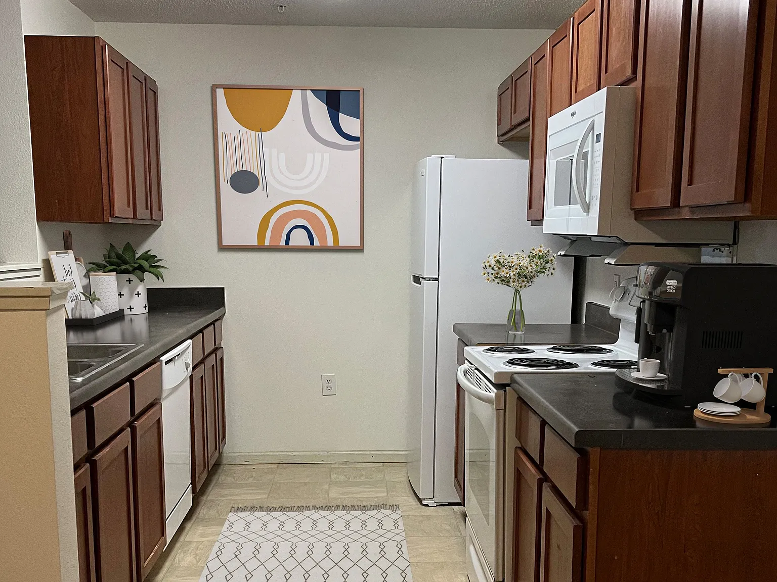Clover Field Marketplace — Photo 1