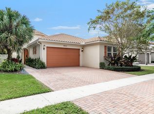 9623 Phipps Ln, Wellington, FL 33414