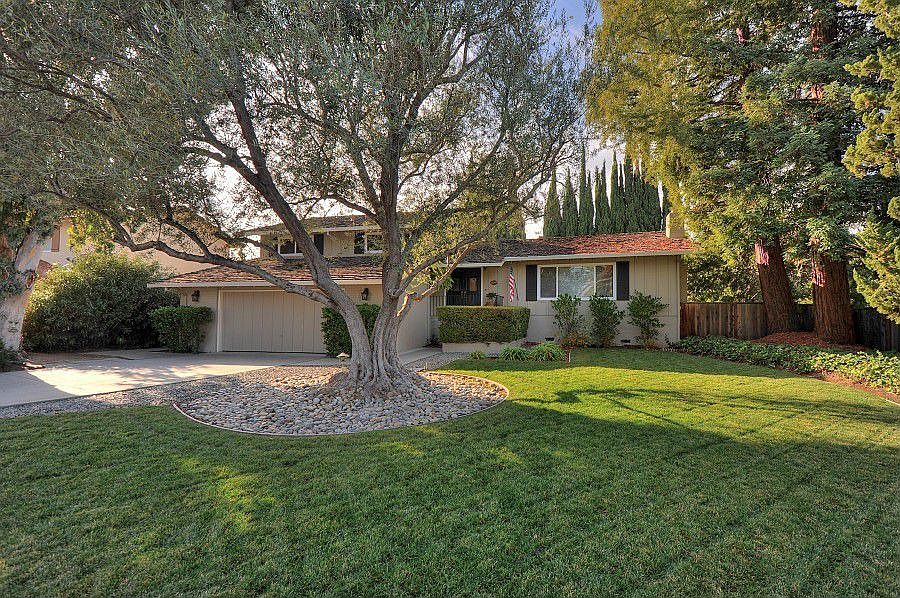 1st image of 12099 Kirkbrook Dr