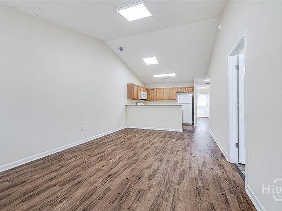 5th image of 1027 Wadley Circle