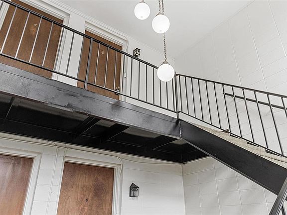 3rd image of 10007 Sakura Dr APT D