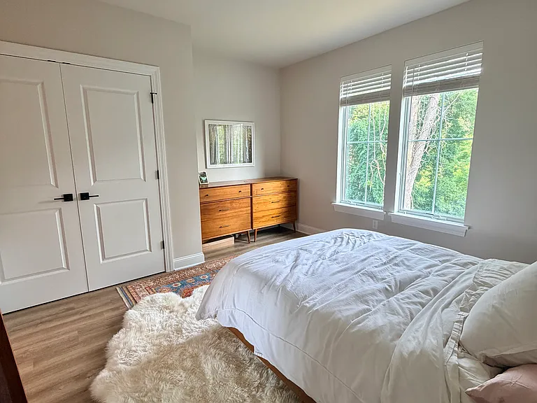 26 Excelsior Spring Ave — Photo 8