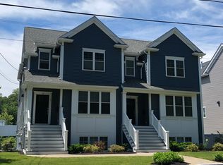 22 Grove St #2, Waltham, MA 02453