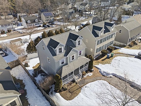 3rd image of 42 Wildcrest Ave