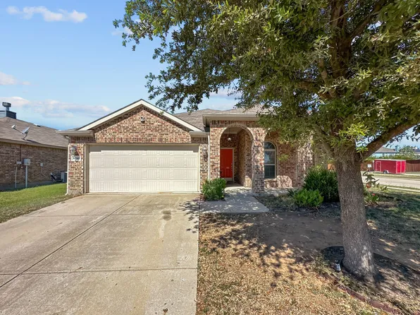 8749 Yosemite Trl, Aubrey, TX 76227