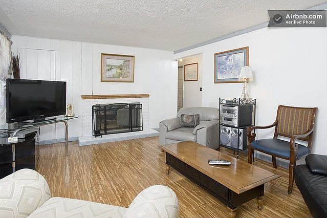 Cottage style living room