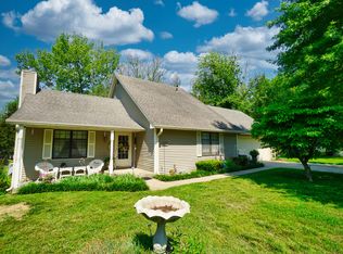 3371 S Country Hill Ct, Columbia, MO 65203
