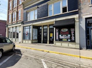5-7 Nine N Main St #2, Sandwich, IL 60548