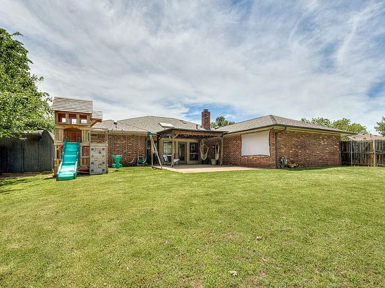801 Rock Hollow Rd — Photo 46