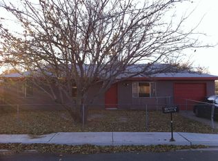 411 Vista Dr SW, Los Lunas, NM 87031