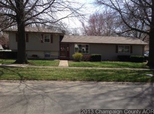 212 Barbara Dr, Mahomet, IL