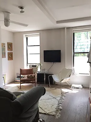 Rented by Veracity NYC LLC | media 9