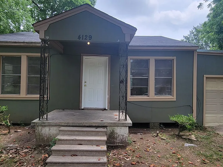 4129 Lamar Ave — Photo 1